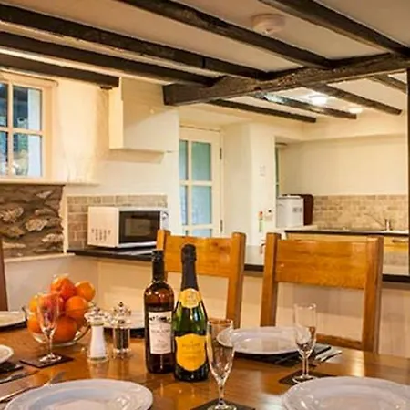 Hullett Hall, Graythwaite